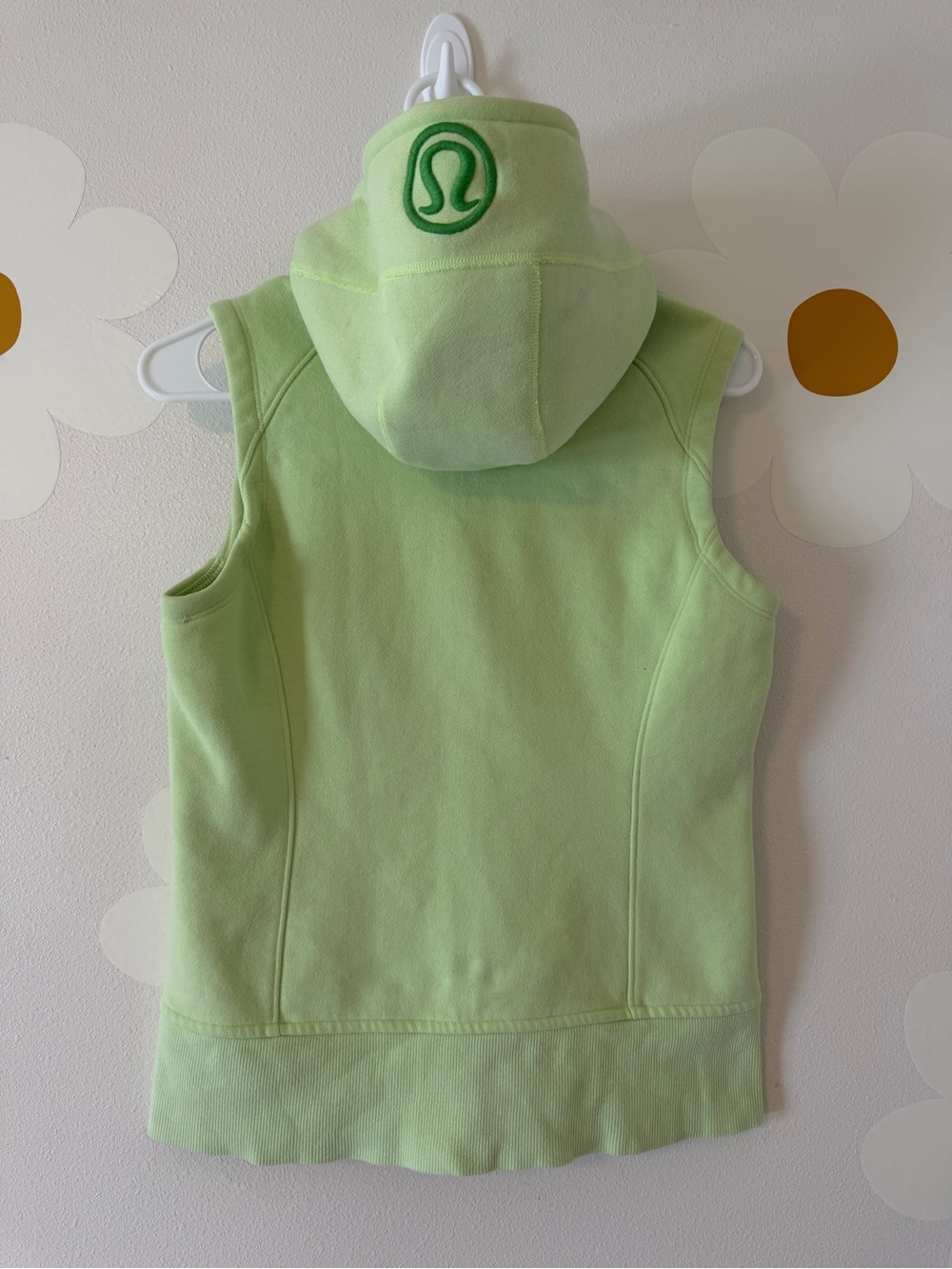 Lululemon RARE Scuba Sleeveless Hoodie Vest Suns Out Guns Out Pastel Lime Green - Picture 5 of 13
